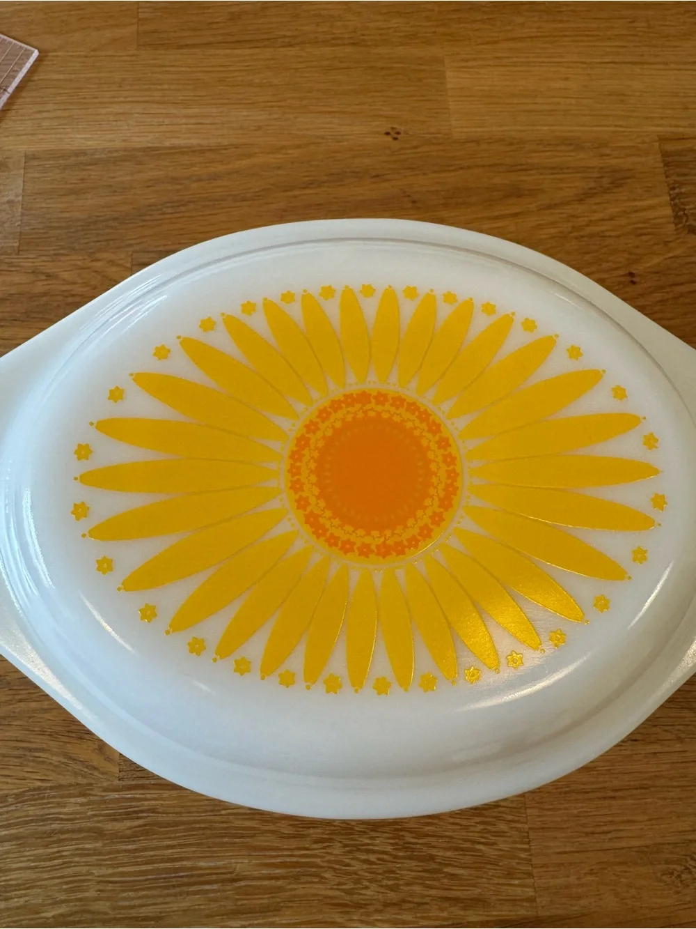 🌻 Vintage Pyrex 043 Sunflower Daisy Orange Oval Casserole w/ Lid 1.5 Qt